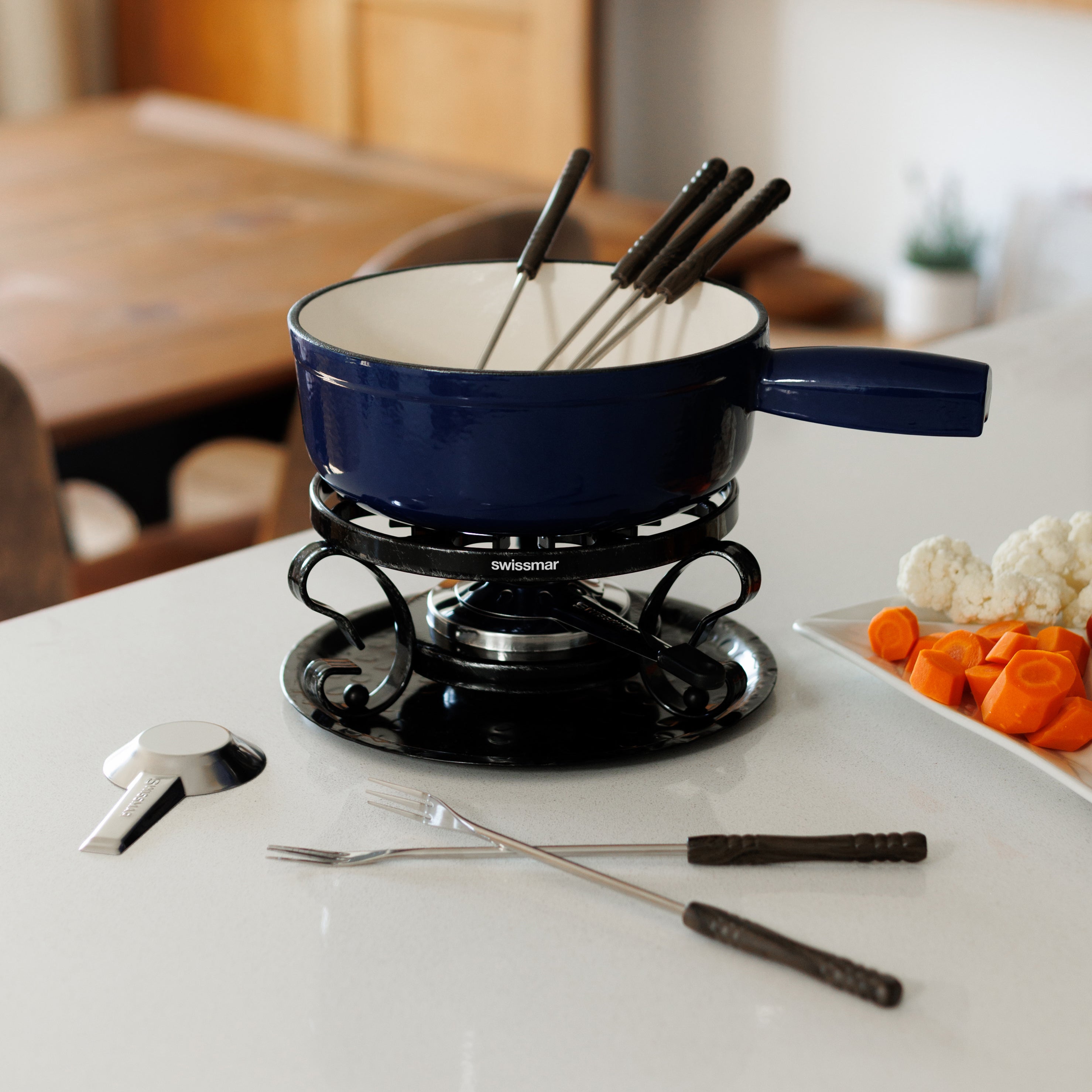  Cheese Fondue 新品タグ付 Lugano Blue Cast Iron Cheese Fondue Set