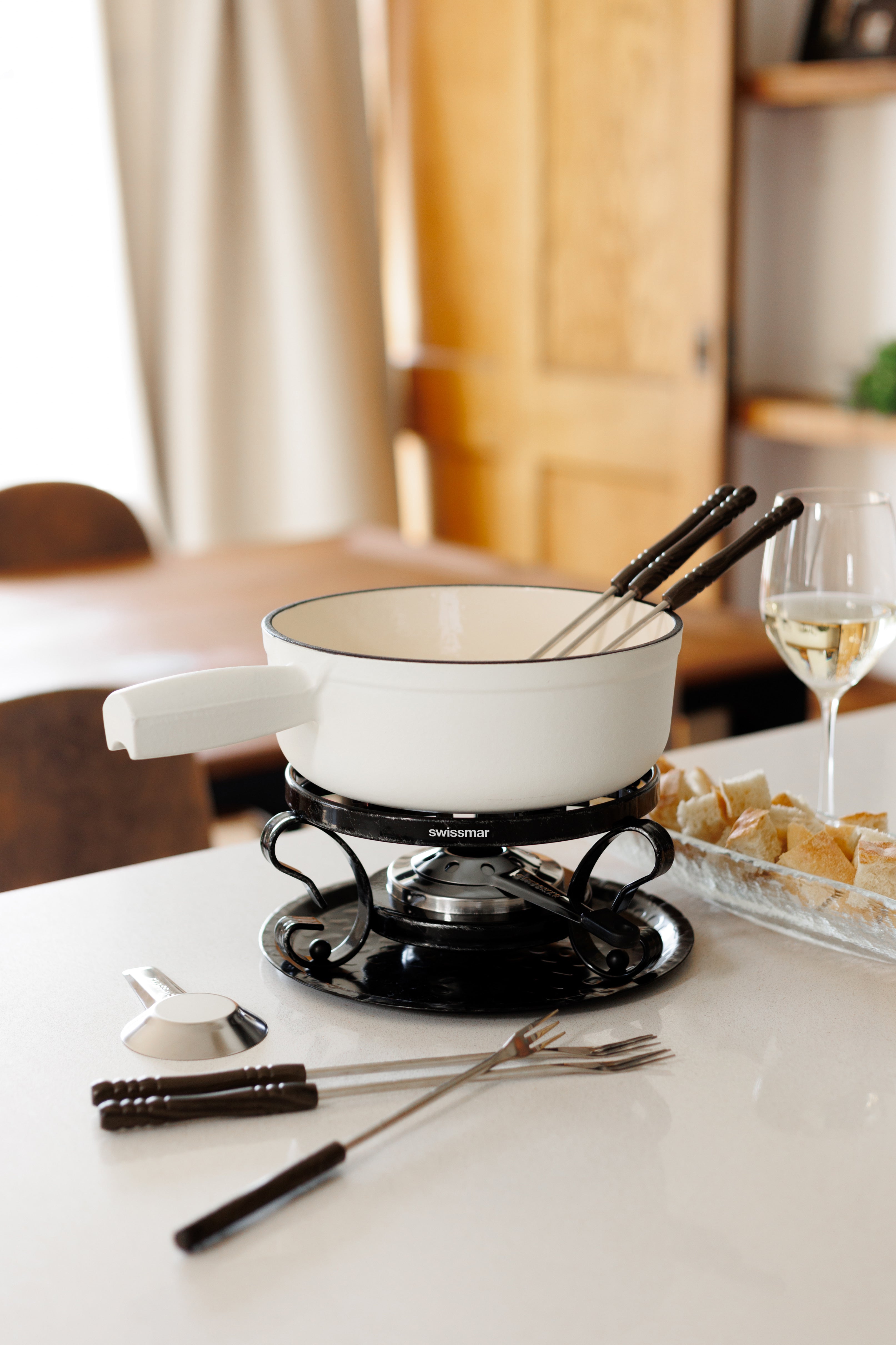 Swissmar Lugano Cast Iron Fondue Set - Thumbnail 2