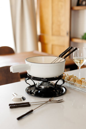 Lugano White Cast Iron Cheese Fondue Set