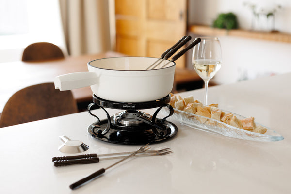 Lugano White Cast Iron Cheese Fondue Set
