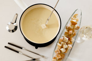 Lugano White Cast Iron Cheese Fondue Set